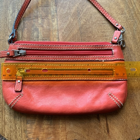 Fossil Orange Leather Wallet/Wristlet - Picture 2 of 7